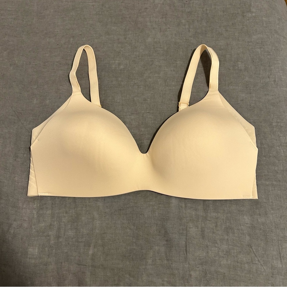 NWOT Knix Wingwoman Contour Bra - original sizing 3 Beige